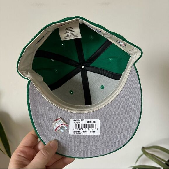 NWT Fear of God The Essentials NEW ERA 59Fifty Cap - Seattle Mariners - Picture 9 of 10